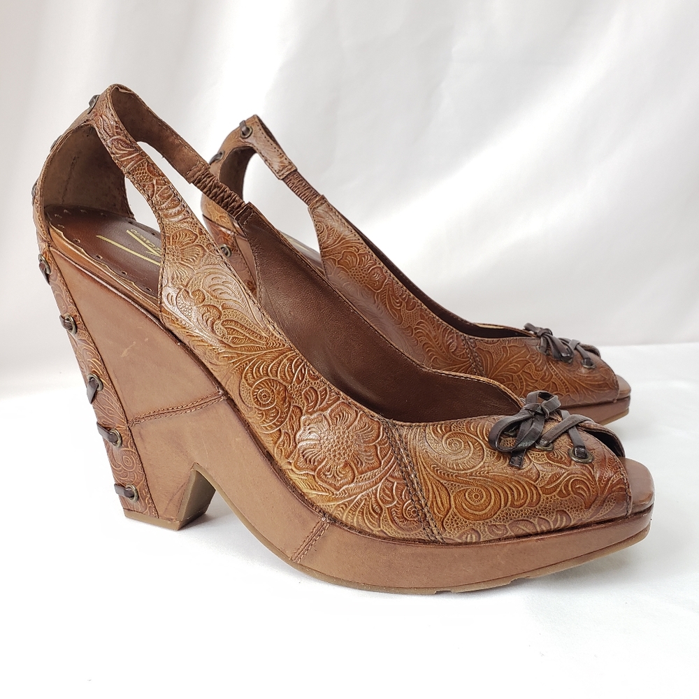 Vince Camuto Brown Embossed Leather Heels